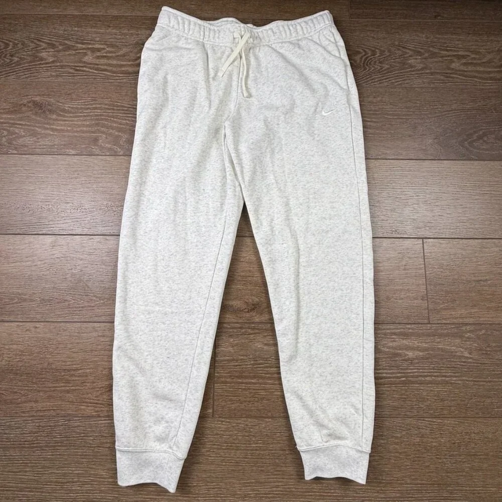 Nike Sportswear Club Fleece Womens Mid Rise Sweatpants Oatmeal Cream NWT Sz L - Picture 5 of 8